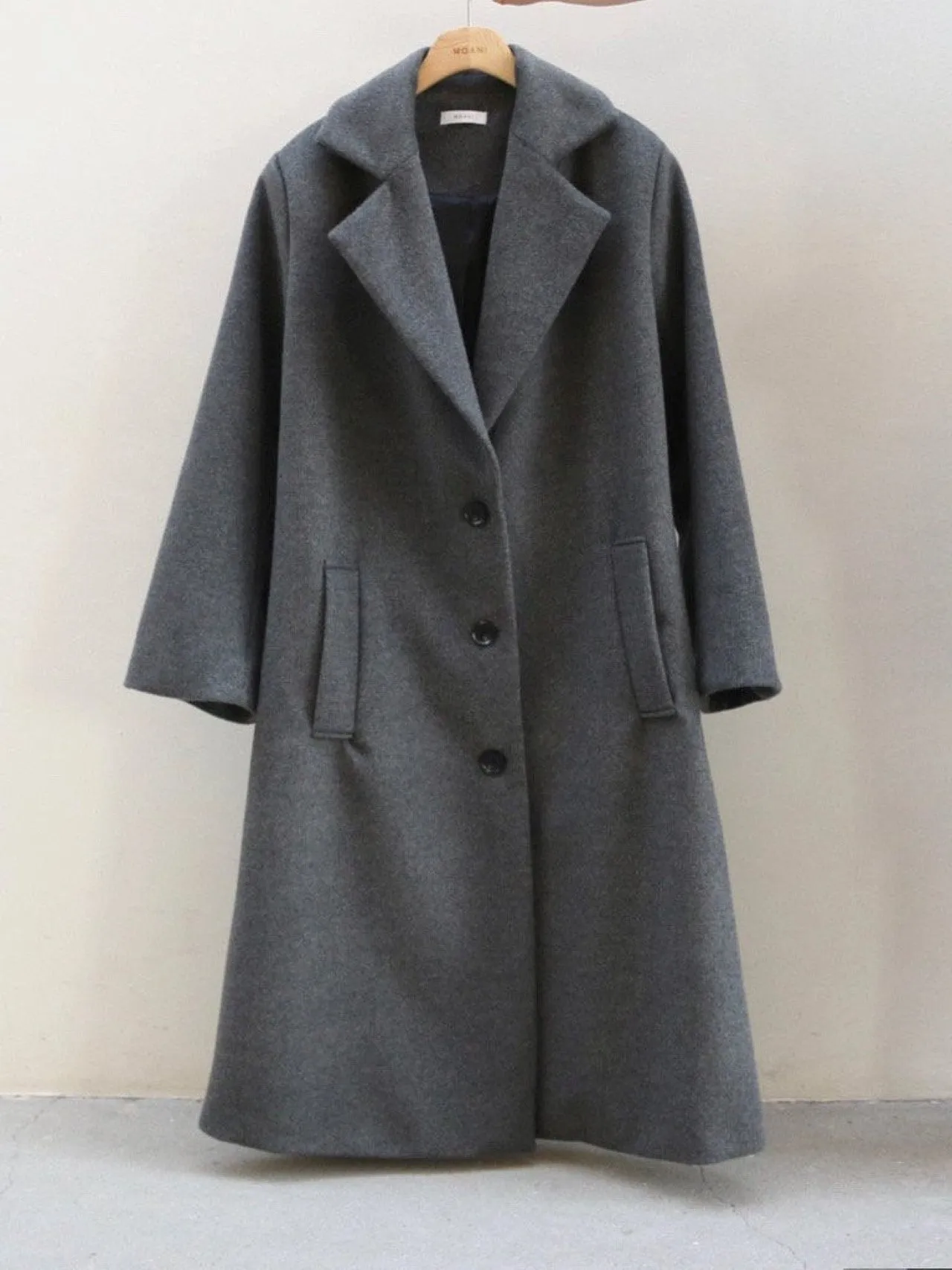 PREMIUM WOOL THREE BUTTON OVERSIZED COAT