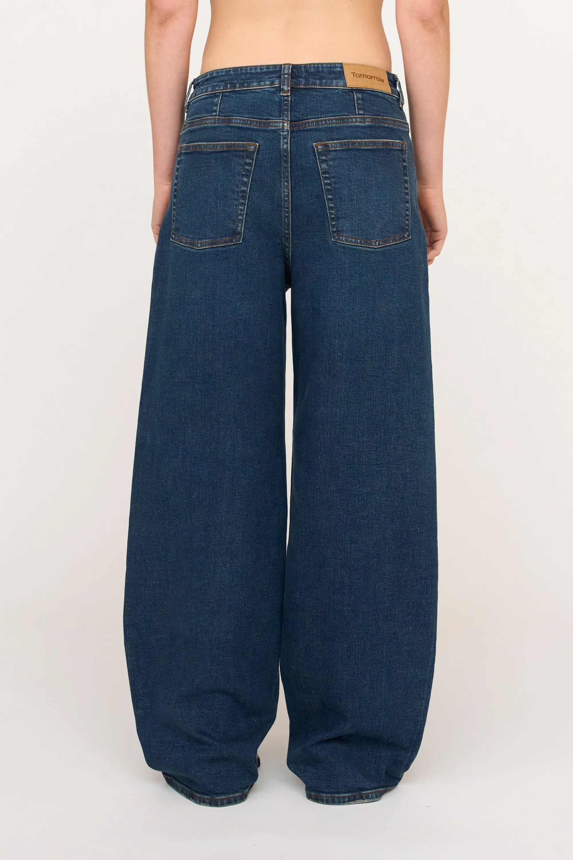 TRW-Kaia Slung Jeans Wash Riverside