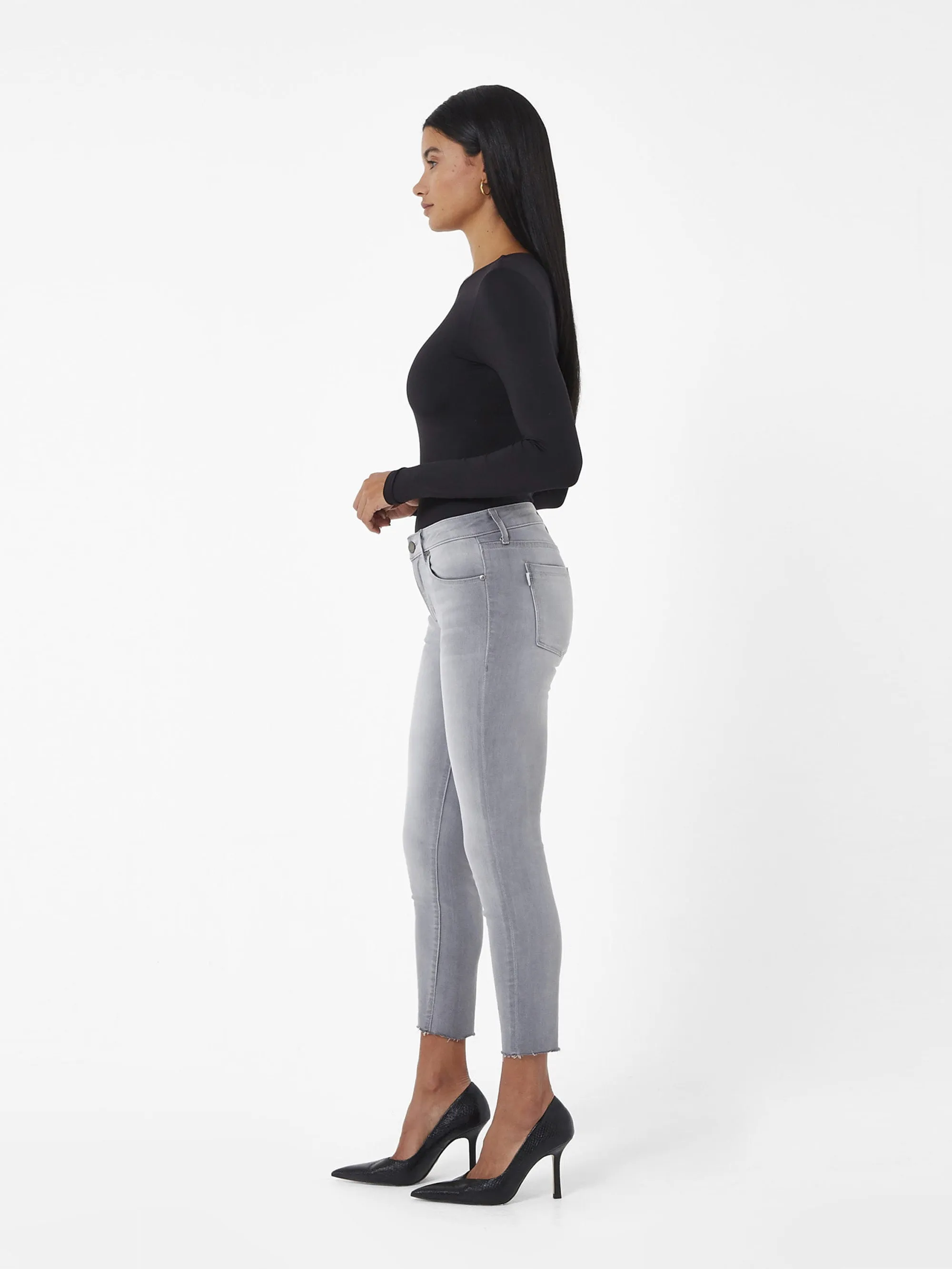 Twisted Seam Skinny Crop w/Raw Hem in Dust