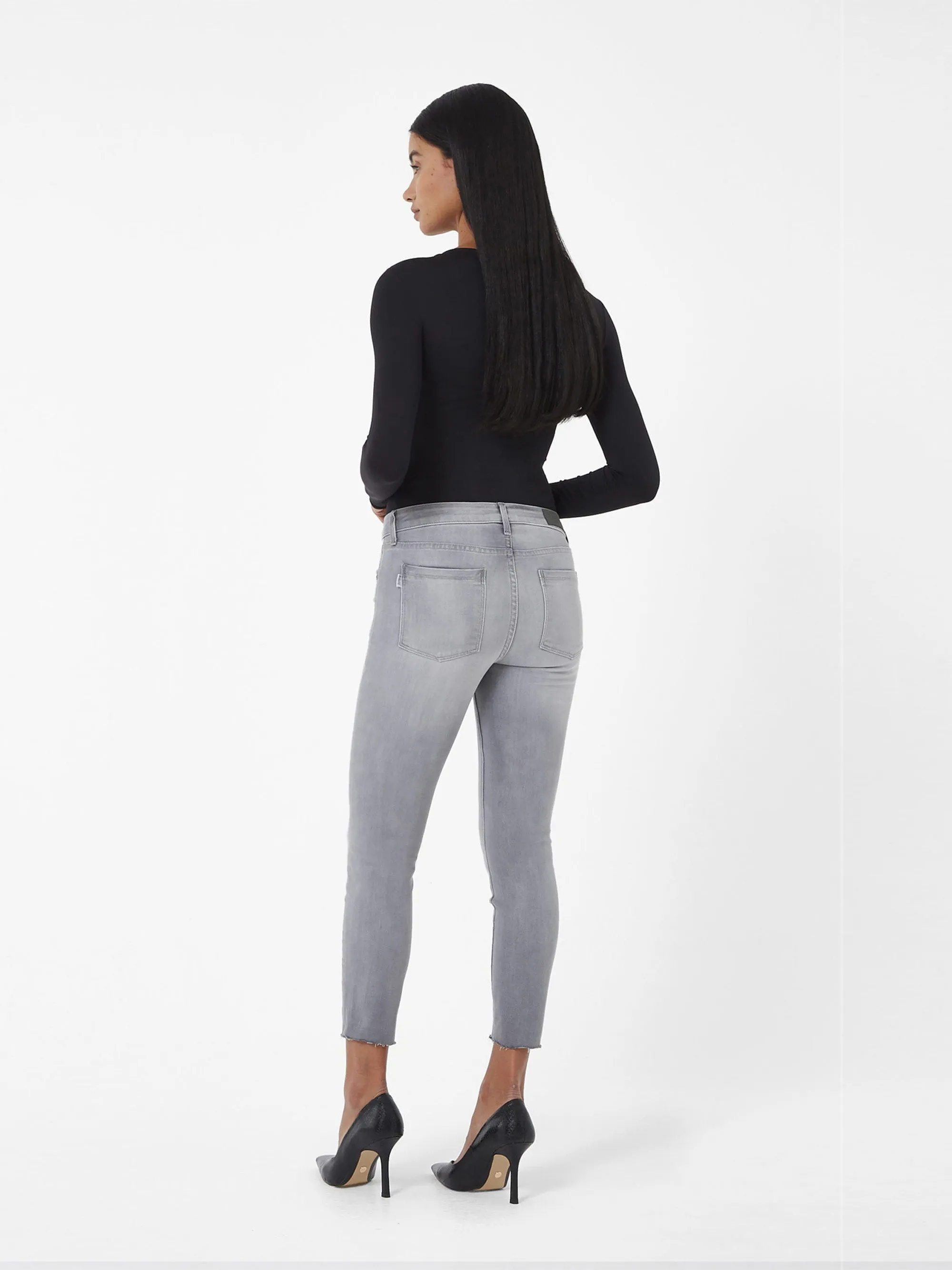 Twisted Seam Skinny Crop w/Raw Hem in Dust